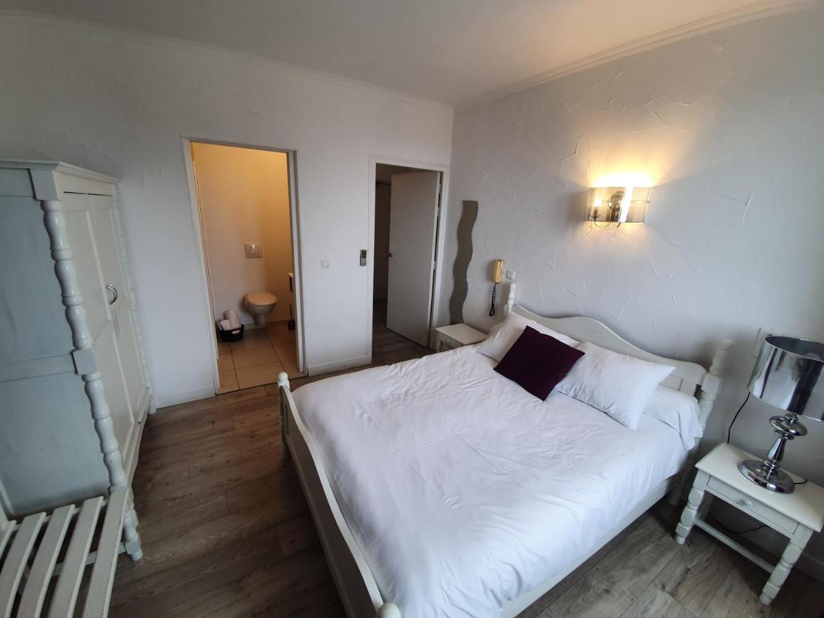 Hotel Les 3 Terrasses Sari-Solenzara Eksteriør billede